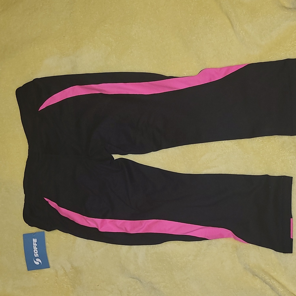 Dri-fit Capri NWT